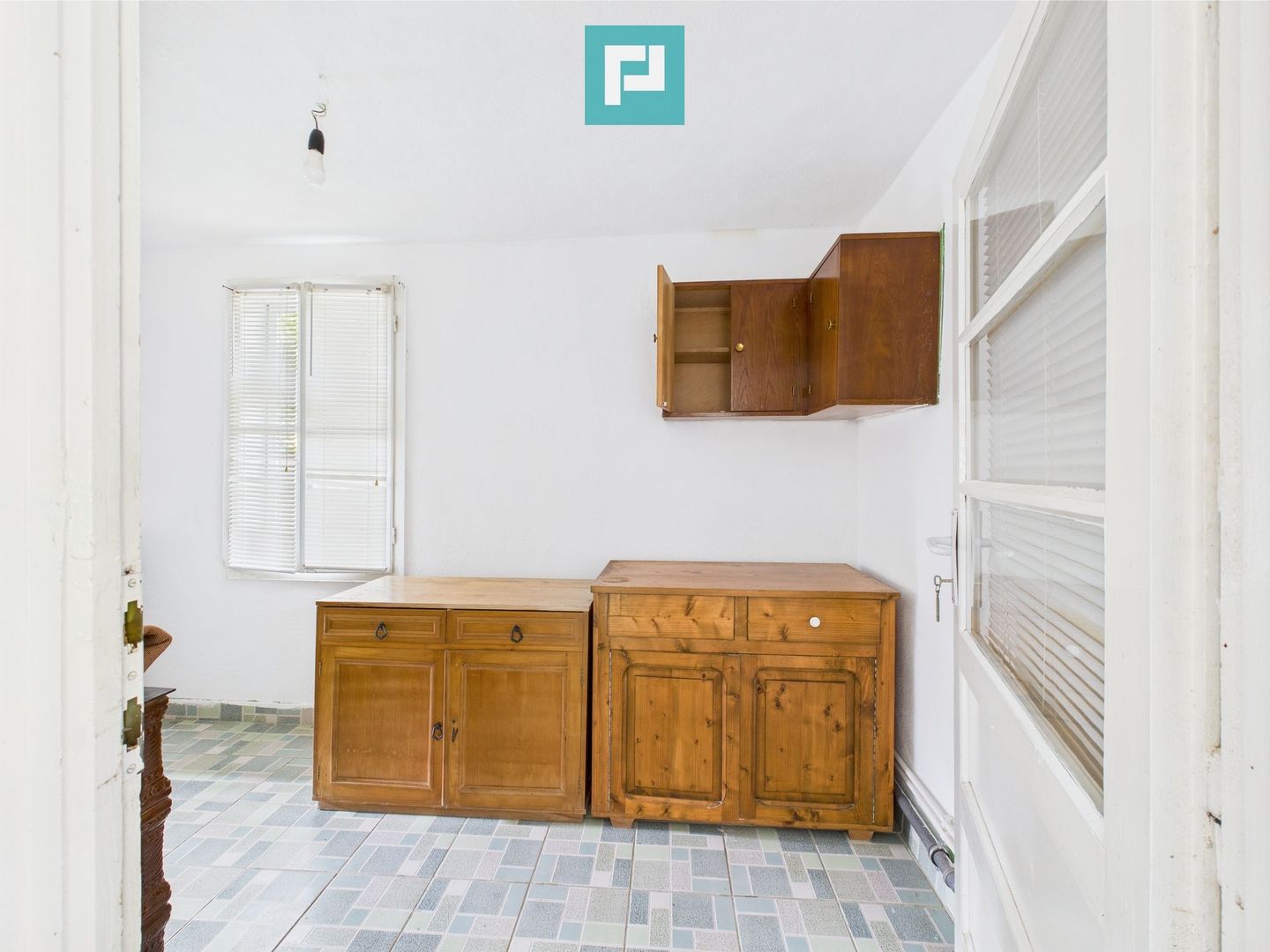 Casă în localitatea Gurahonț - Arad, teren 2914 mp - Poză 4