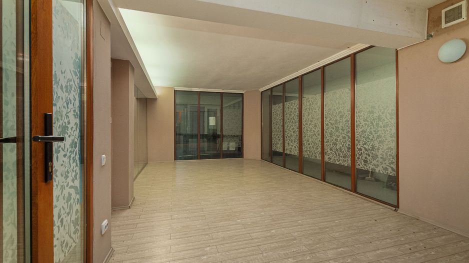 Spatiu comercial  424 mp  Oportunitati multiple - Baneasa Jandarmeriei - Poză 3