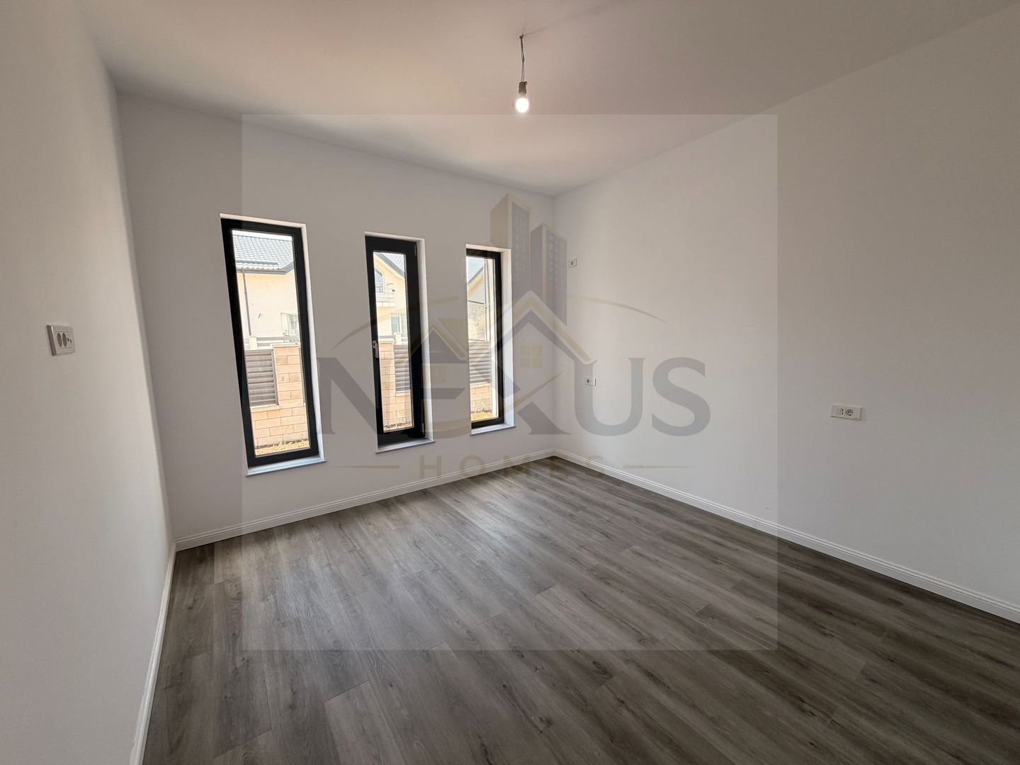 Comuna Berceni | 4 cam - 350 mp teren - Aviatorilor - Mutare rapida - Poză 8