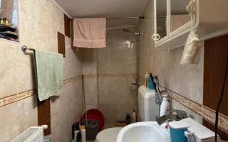 Casă de  vânzare cu vedere panoramică - Poză 12