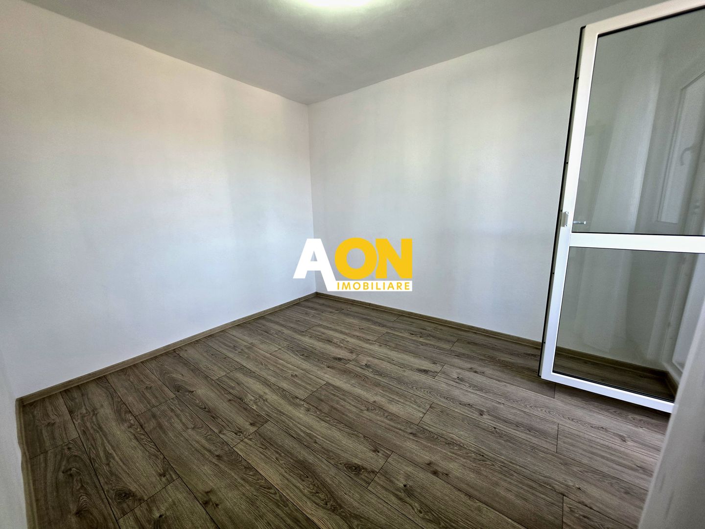 Apartament 2 Camere, Complet Renovat - Poză 6