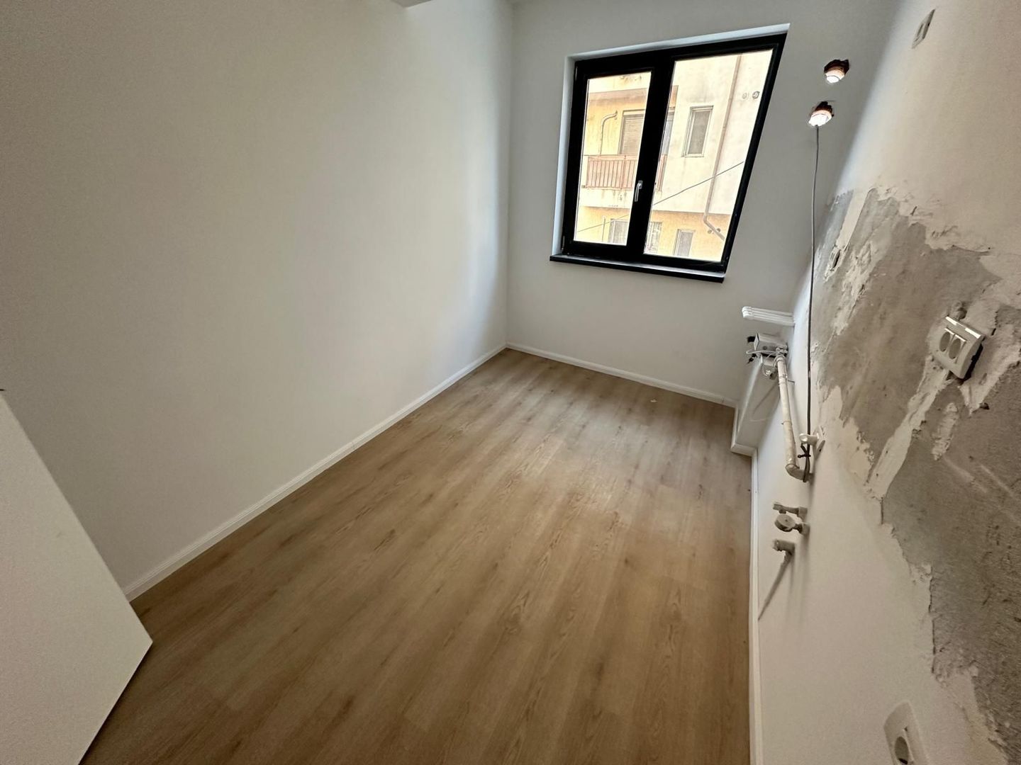 AP. 2 CAMERE, ACTE GATA, MUTARE IMEDIATA, LOC PARCARE, COMISION 0% - Poză 8