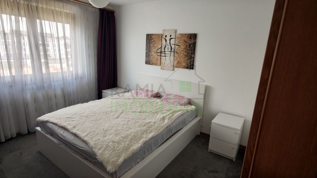 Apartament 2 camere decomandat , mobilat, utilat, parcare inclusa - Poză 2