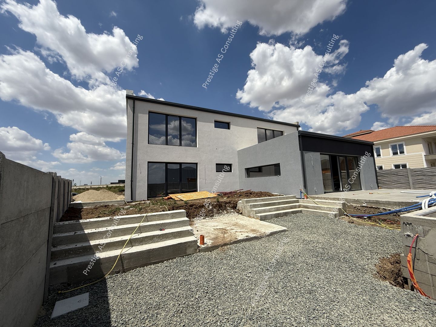 Vila moderna cu structura metalica, tehnologie NZEB si piscina | Giarmata - Poză 4