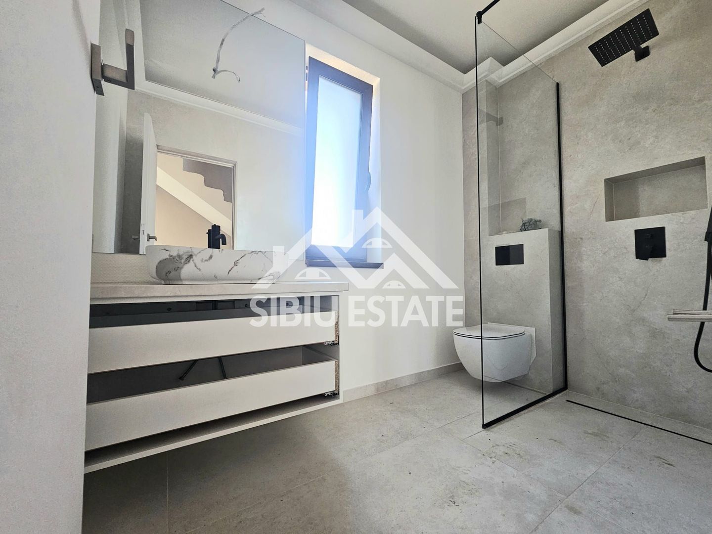 Casa 4 camere 2 bai gata de mutat - Poză 5
