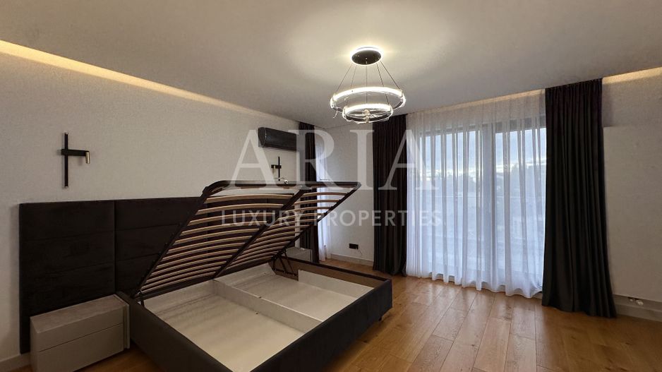Vila de LUX cu 7 camere IANCU NICOLAE - Poză 28