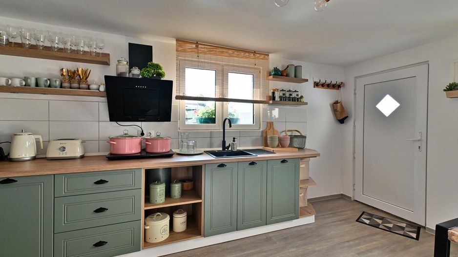 Sala de evenimente cu  piscina si foisor Biled COMISION 0 % CUMPARATOR - Poză 43