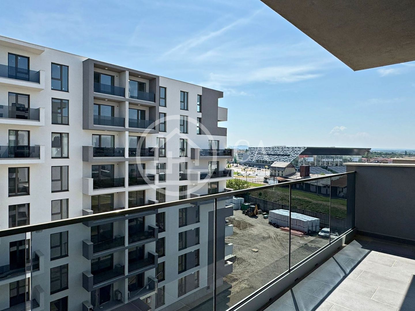 Apartament LUX de închiriat cu 3 camere în zona PRIMA ARENA, Oradea - Poză 13