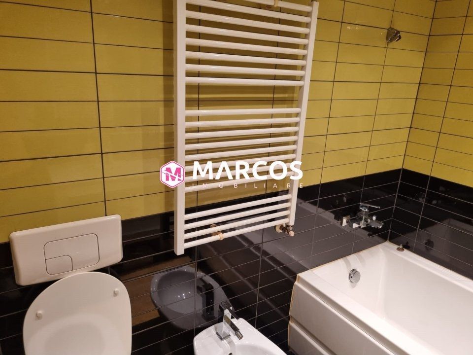 Apartament cu 3 camere de închiriat în zona Micro IV - Poză 8