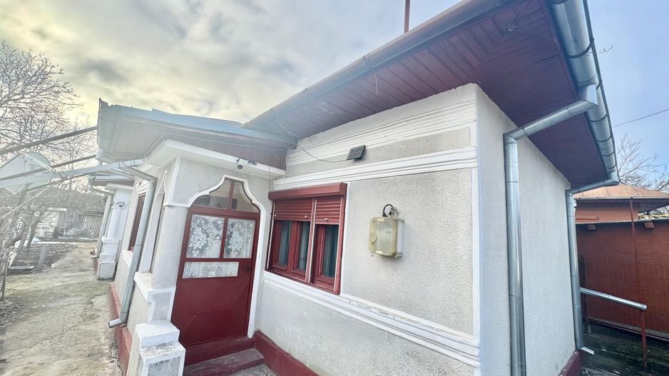 Casă de vânzare – Fdt. Rozelor - Poză 1