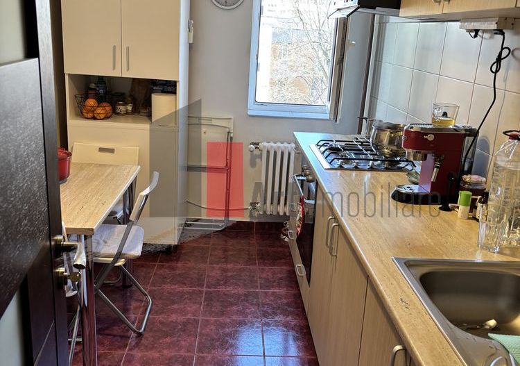 Apartament 2 camere decomandat 3 min. Metrou N. Grigorescu - Poză 7