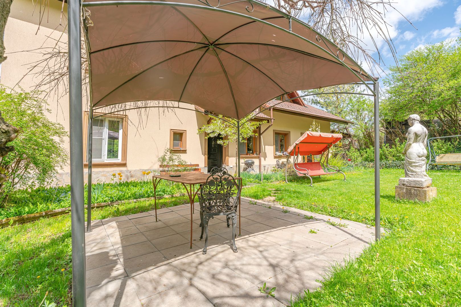 Oportunitatea de a deține o casa cu 3.385 mp teren în centrul - Poză 4