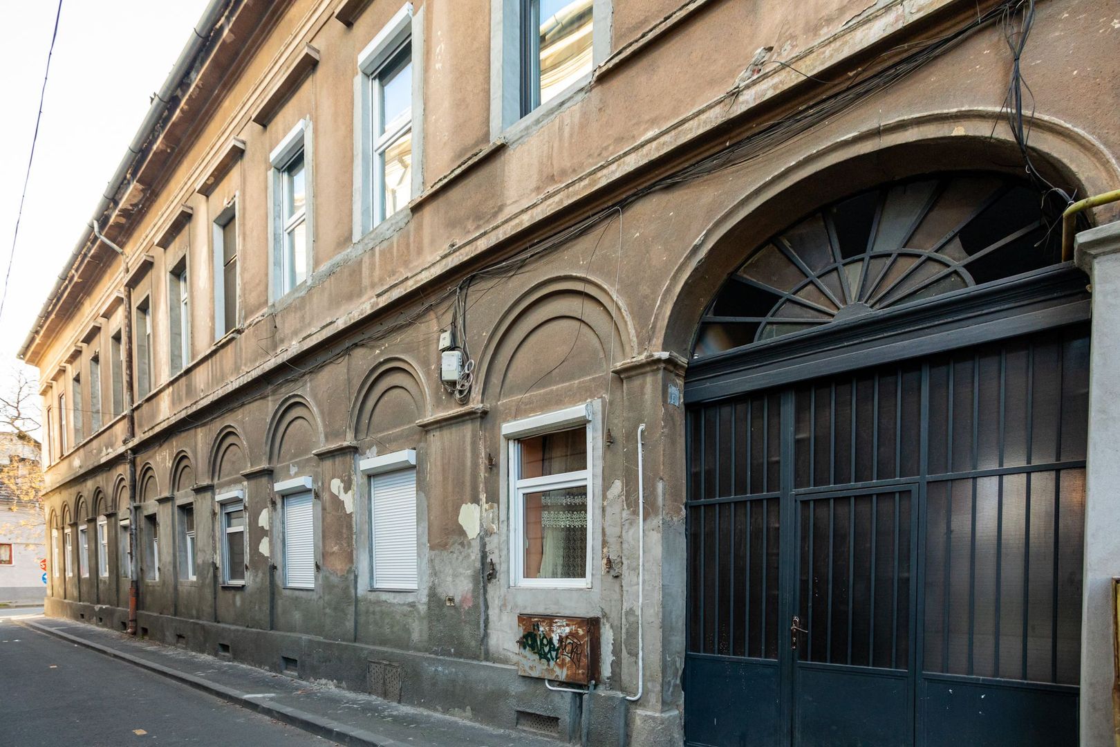 Apartament  cu 2 camere ultracentral  lânga Casa cu Lacăt - Poză 9