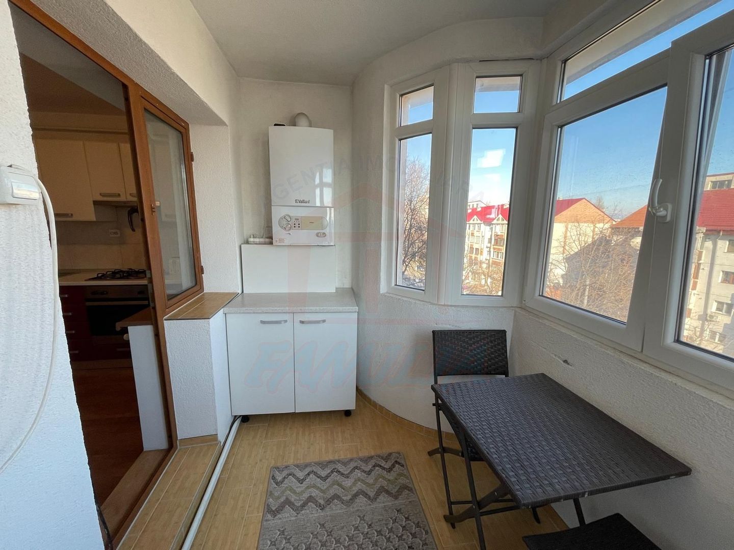Apartament cu 1 cameră de închiriat - Zonă Ultracentrală, lângă Starea - Poză 5
