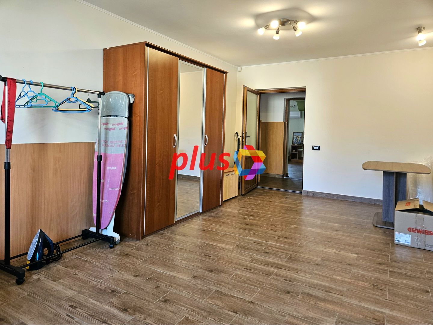 Casă plus Spațiu comercial  741 mp, Teren 906 mp Brasov - zona Blumana - Poză 8