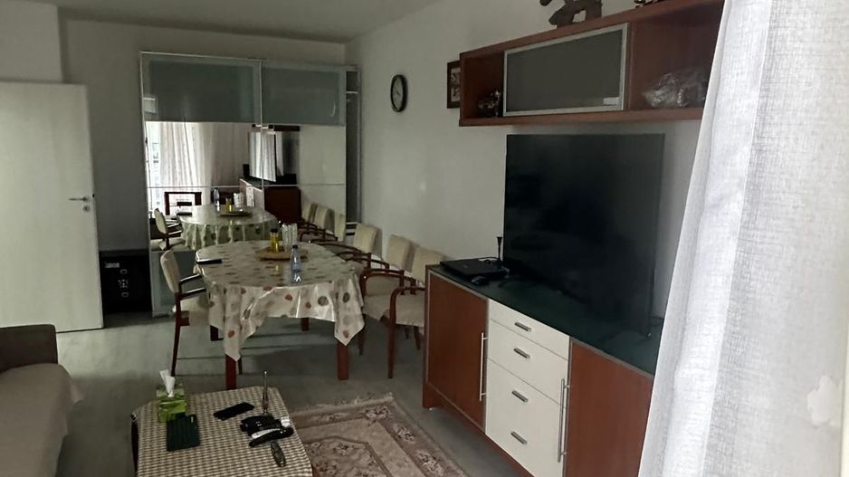 Inchiriere Apartament 2 Camere in Joy Residence la 6 minute de metrou - Poză 2