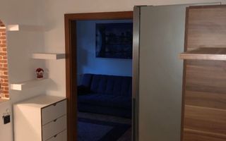 De vanzare apartament 3 camere - Poză 3