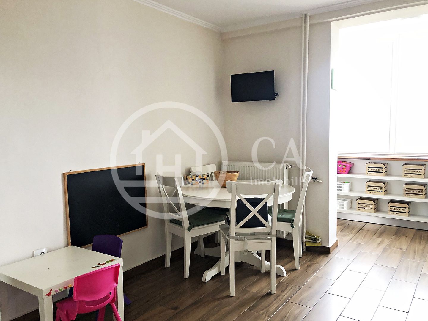 Apartament cu 3 camere de vanzare in Rogerius, Oradea - Poză 8