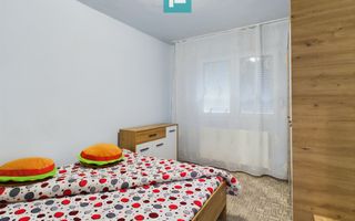 Apartament de vânzare cu 3 camere în Vlaicu - Poză 8