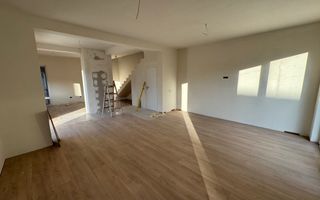 Comision 0%. Pozitie excelenta. Zid despartitor dublu - Poză 9