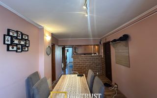 De vanzare apartament 3 camere/ Aradul Nou - Poză 2