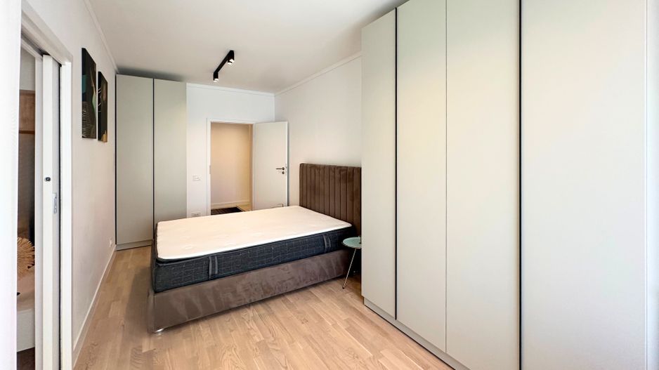 Inchiriere 2 camere cu parcare subterana Marmura residence zona Jiului - Poză 13