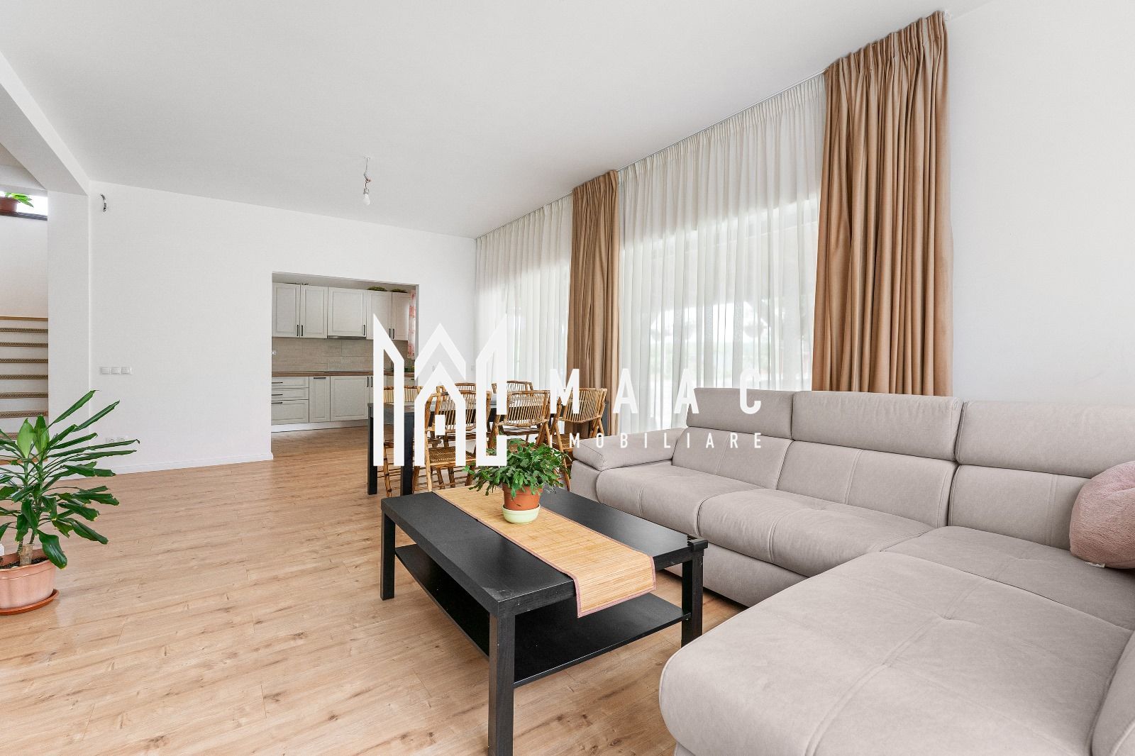 Casa 5 camere | Moderna | Teren 1036 MP | Tocile - Poză 13