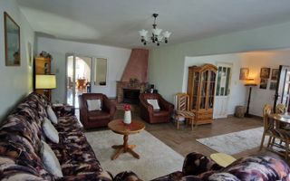 SE VINDE -proprietate cu posibilitati multiple în Fălticeni - Poză 4