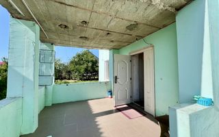 Casa în centrul or.Ialoveni - Poză 4