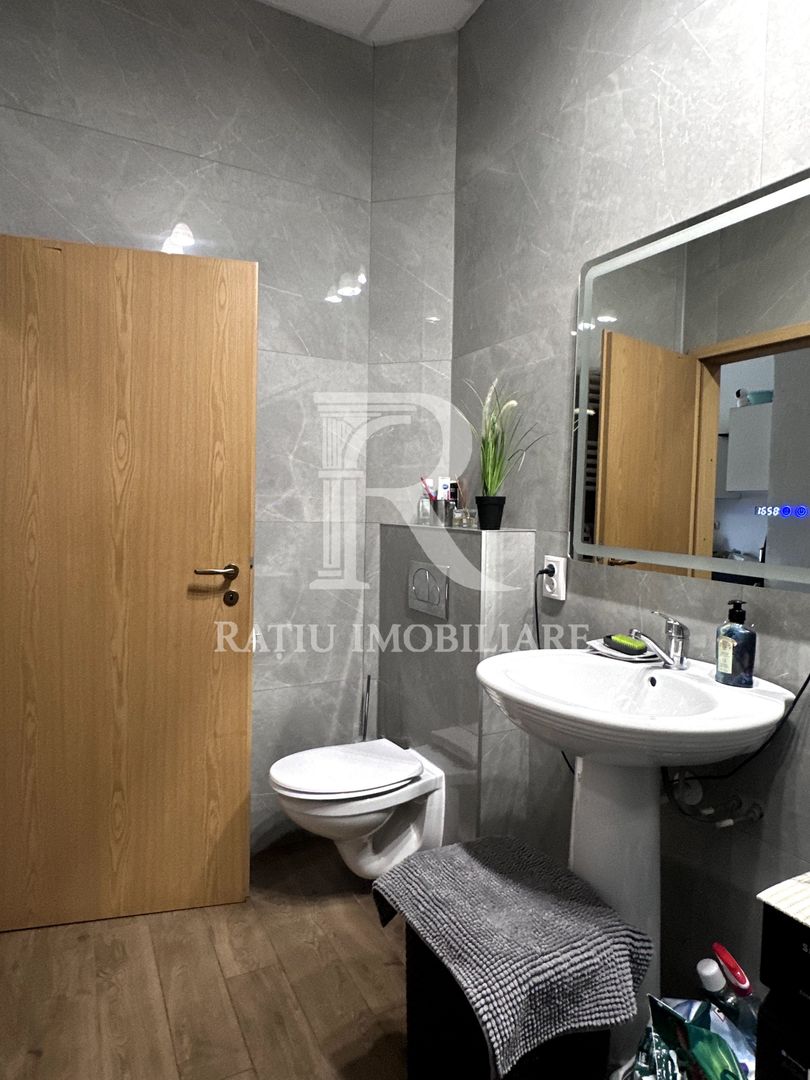 Apartament cu 3 camere la casa + Garsoniera | Ultracentral | Oradea - Poză 12