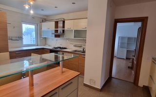 🏡 De închiriat: Apartament de 4 Camere, Confort & Stil - Timpuri Noi ✨ - Poză 4