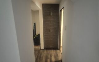 Vand apartament 2 camere Centru - Poză 7
