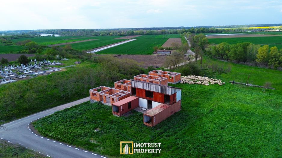 Casă modernă P+1 din containere – teren 575 mp – la 14km de Arad - Poză 5
