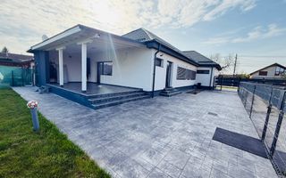 Giroc Central | Casă renovată 2025 | Teren până la 2000 mp | Locație excelentă - Poză 1