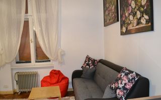 Studiou langa medicina cu scara interioara - Poză 13