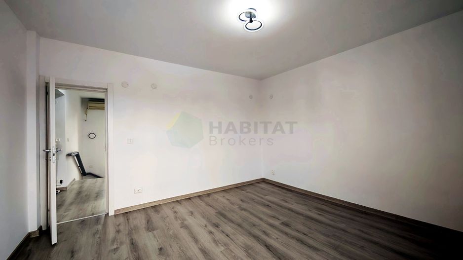 Vilă Individuală cu o curte generoasa zona Aparatorii Patriei - Poză 19