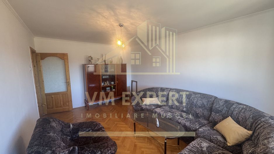 APARTAMENT 3 CAMERE ETAJ 4 GRUI CAMPULUNG - Poză 37