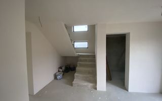 Casă de vânzare, 4 camere, Vladiceni – 120 mp utili, teren 517 mp - Poză 5