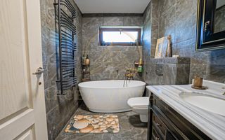 Casa P+1E de vanzare in Mamaia - Tabara Navodari - Poză 19