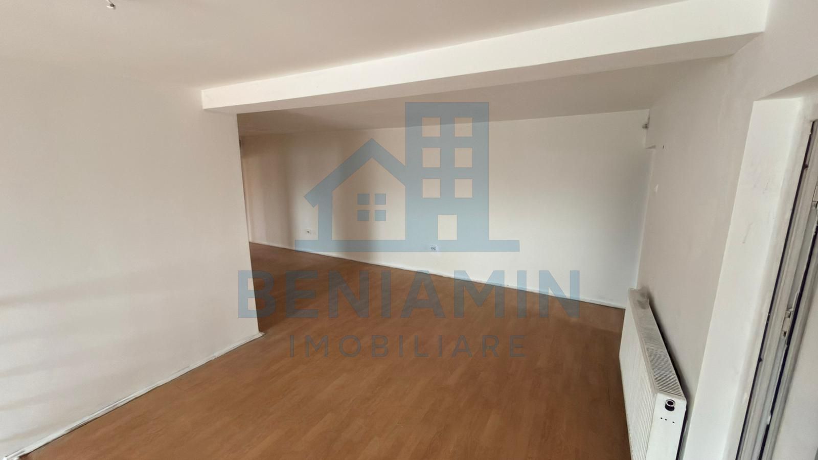Vila P+2 Alexandru Cel Bun cu doua etaje si curte proprie - Poză 17