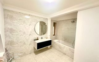 Apartament premium, zona Subcetate, 3 camere, 2 bai, loc parcare, sala, piscina - Poză 11