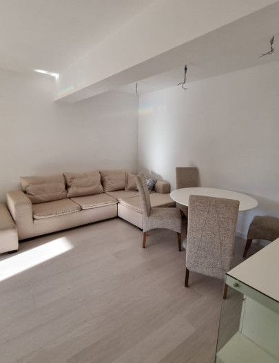 Vazanare Apartament Banat Bloc Nou - Poză 6