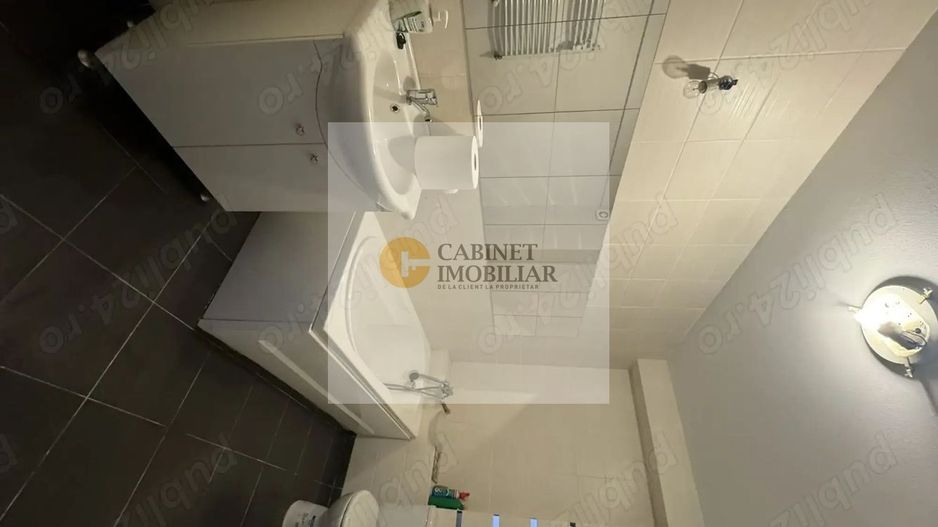 2 camere | Decomandat | 69 mp2 | Etaj 1/3 | 2 Balcoane & loc parcare | - Poză 5