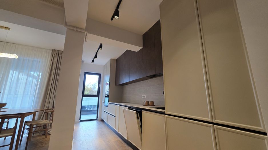 Apartament 4 Camere de vanzare Iancu Nicolae utilat mobilat - Poză 14