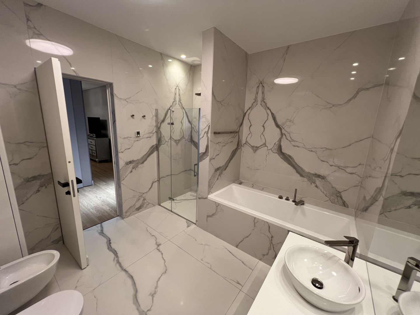 5 camere Lux Rahmaninov Residence vedere Parc Verdi - Poză 9