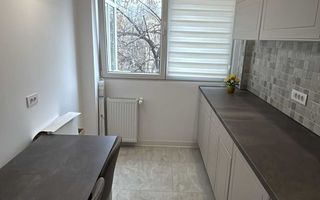 De vanzare apartament de 2 camere renovat in Titan langa IOR si Galeriile Titan - Poză 5