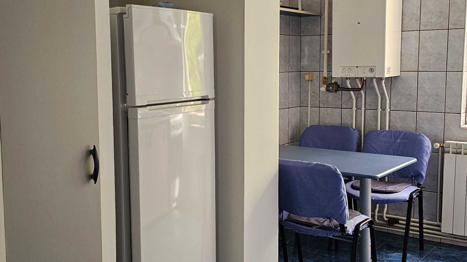 Apartament 3 camere de inchiriat, bloc reabilitat,  Romancierilor - Poză 5