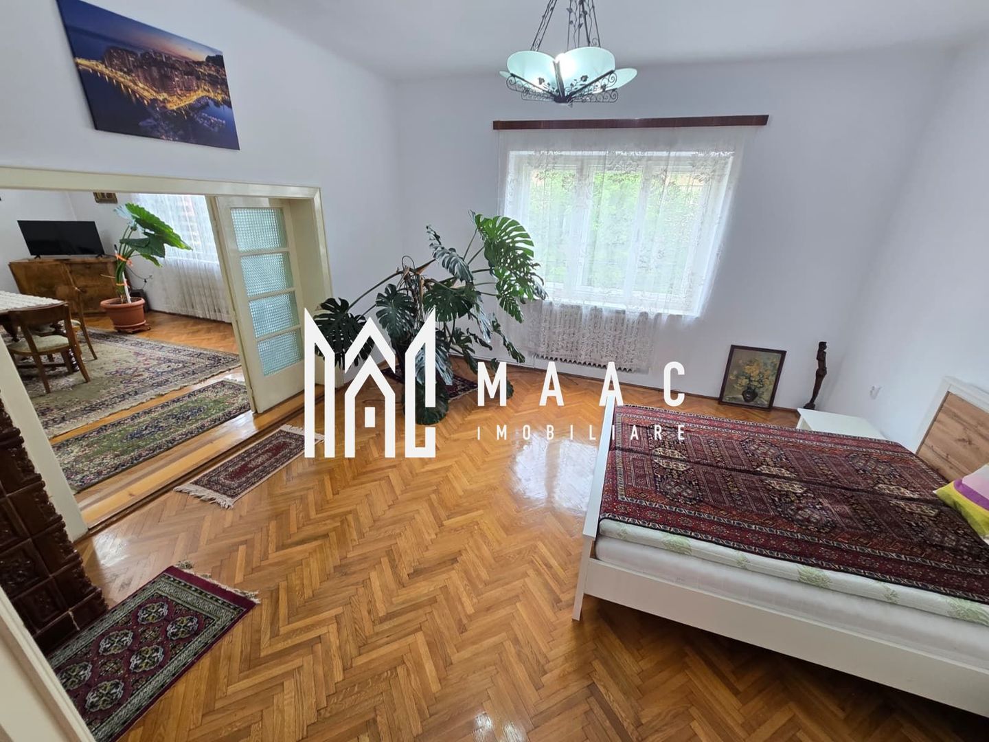 Apartament 4 camere 156 mpu zona Centrala Garaj Pivnita - Poză 5