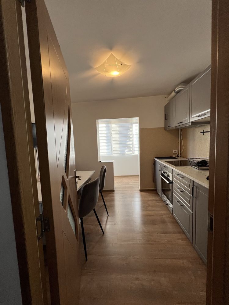 Calea Girocului | 2 camere | Decomandat | Centrală proprie | Acoperiș  Copiază - Poză 7