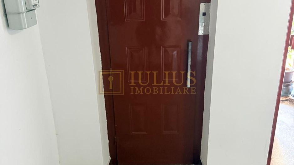 Recent renovat| 2 camere| garaj, et.2| lift| balcon 12 mp. - Poză 25